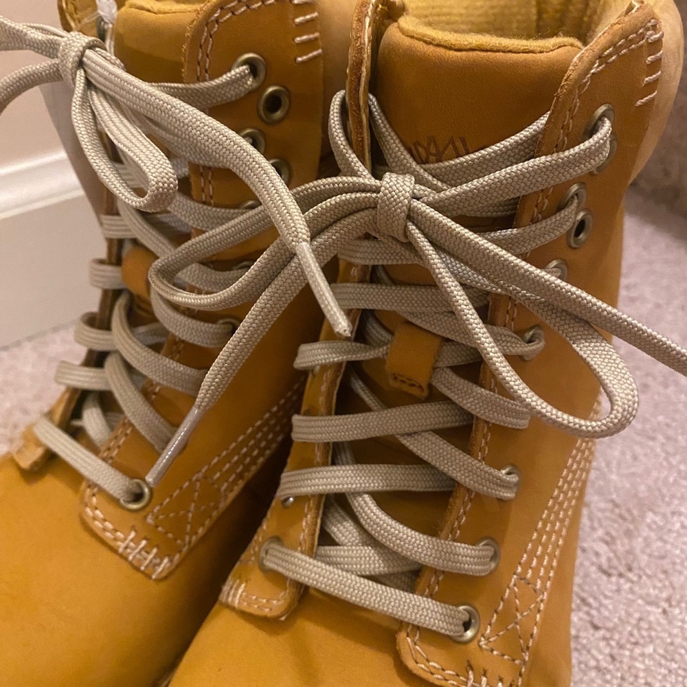 Timberland boots - Picture 4 of 11